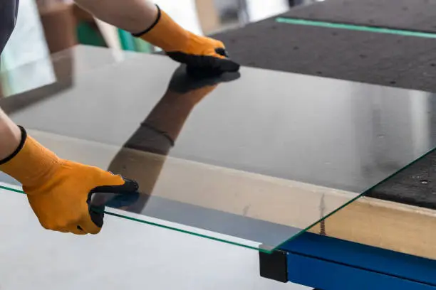 glass-manufacturing glass manufacturing